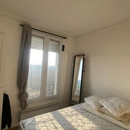 Ensoleille, Et Equipe Avec Vue Tour Eiffel Et Pantheon Appartement
